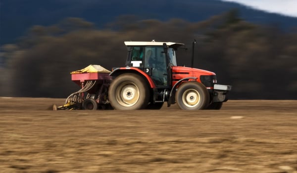 Mejora la tracción de los neumáticos de tu tractor para ahorrar tiempo