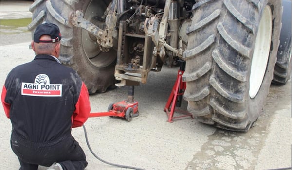 13 normas de seguridad para intervenciones en los neumáticos agrícolas