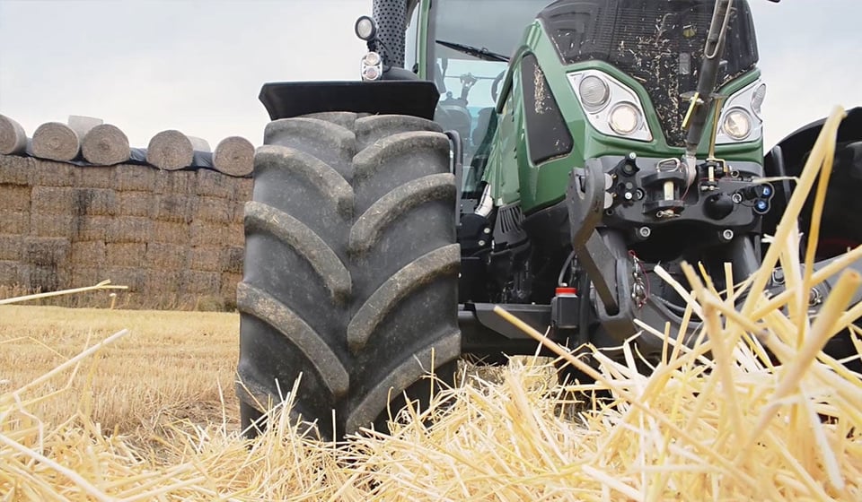 Reducir tu factura revisando los neumáticos agrícolas con más regularidad