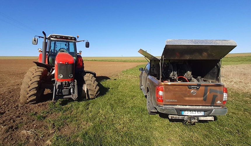 Una buena relación con tu experto en neumáticos agrícolas puede acelerar una reparación