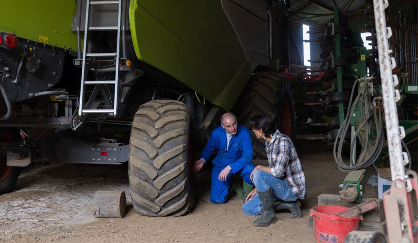 Tu experto en neumáticos agrícolas analiza el conjunto de tu maquinaria
