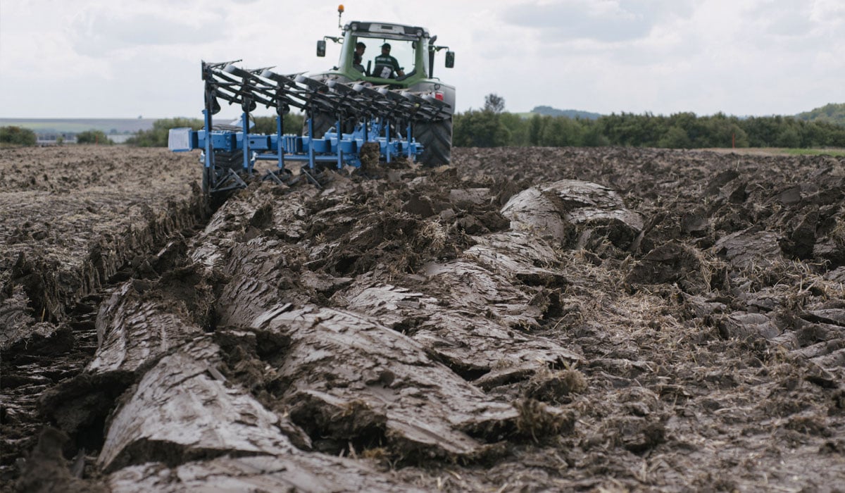 Impacto de los neumáticos agrícolas en el terreno 