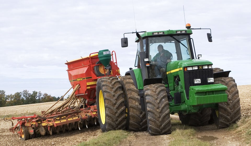 ¿Qué neumático agrícola puede dar más de sí con el mismo tamaño?