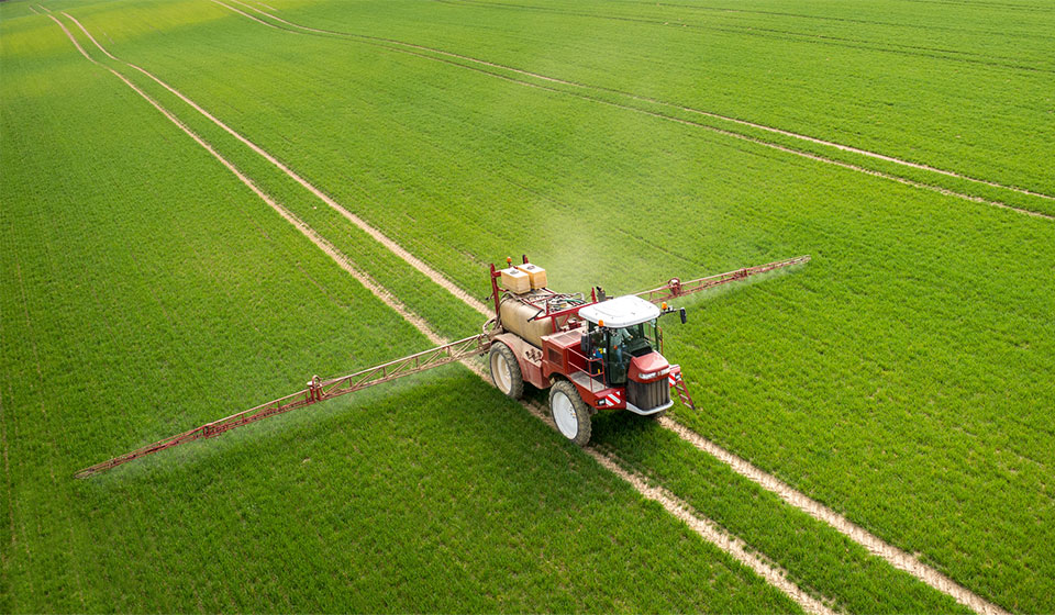 Neumático agrícola RDT 23 de Firestone para pulverizador autopropulsado de gran anchura